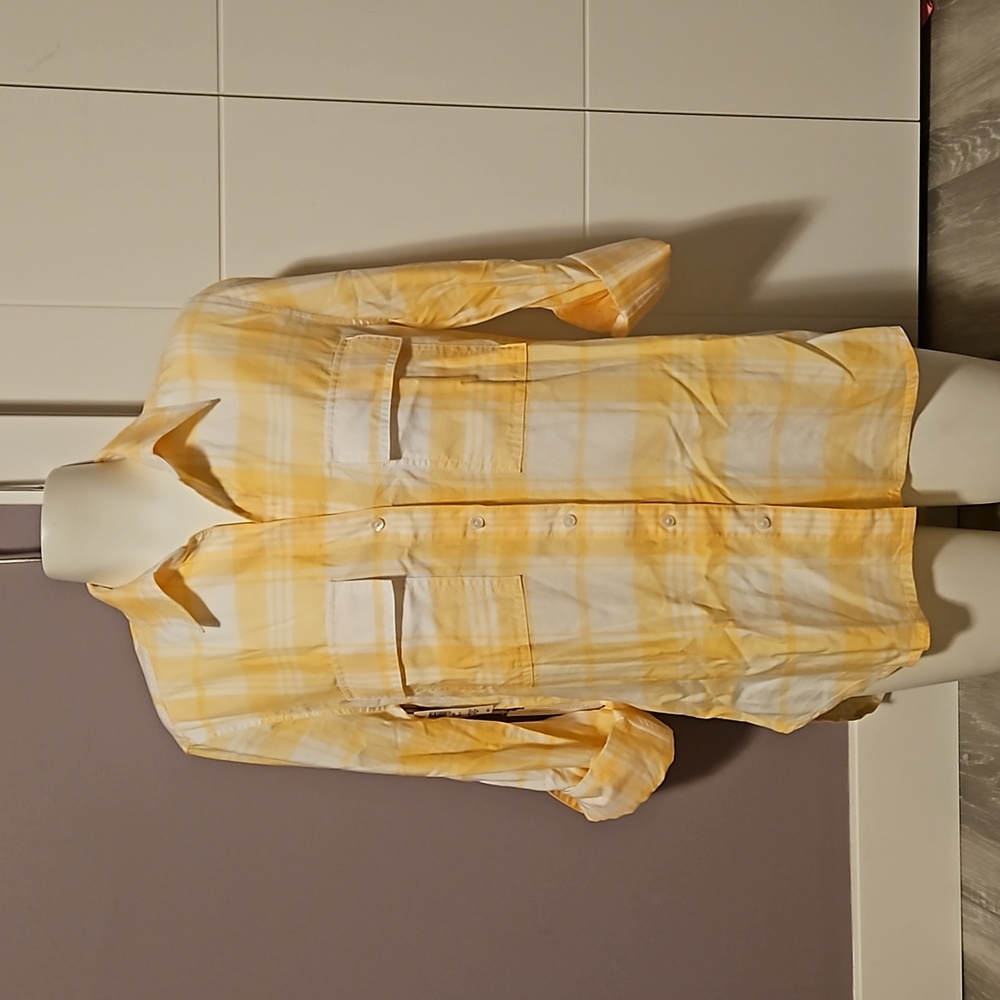 🌺Babaton Utility Shirt in White/Yellow Plaid